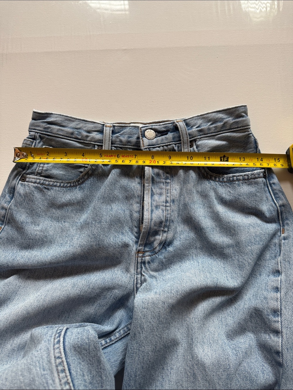 Aritzia Denim Forum High Rise 90’s Jeans - Picture 11 of 13